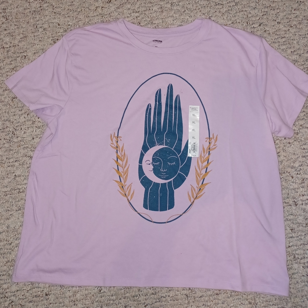 NWT Misses lavender t-shirt with SUN/MOON/HAND design XL
